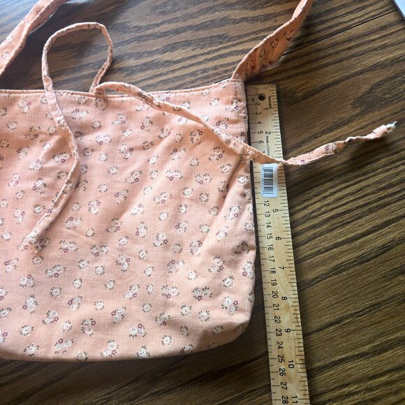 Chateau Corduroy - Small Purse - Peach with flower design -10"x9"x2" - Picture 10 of 11
